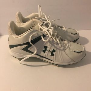 Under Armour baseball cleats sz 11.5